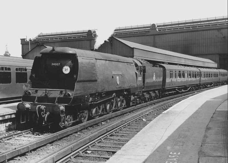 Leaving Waterloo for Bournemouth, 11 June 1951