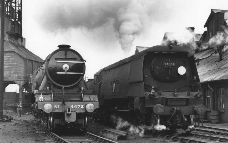Nine Elms, with 4472