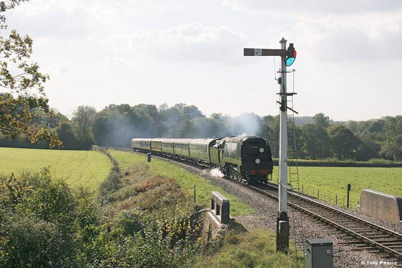 Approaching Horsted Keynes
